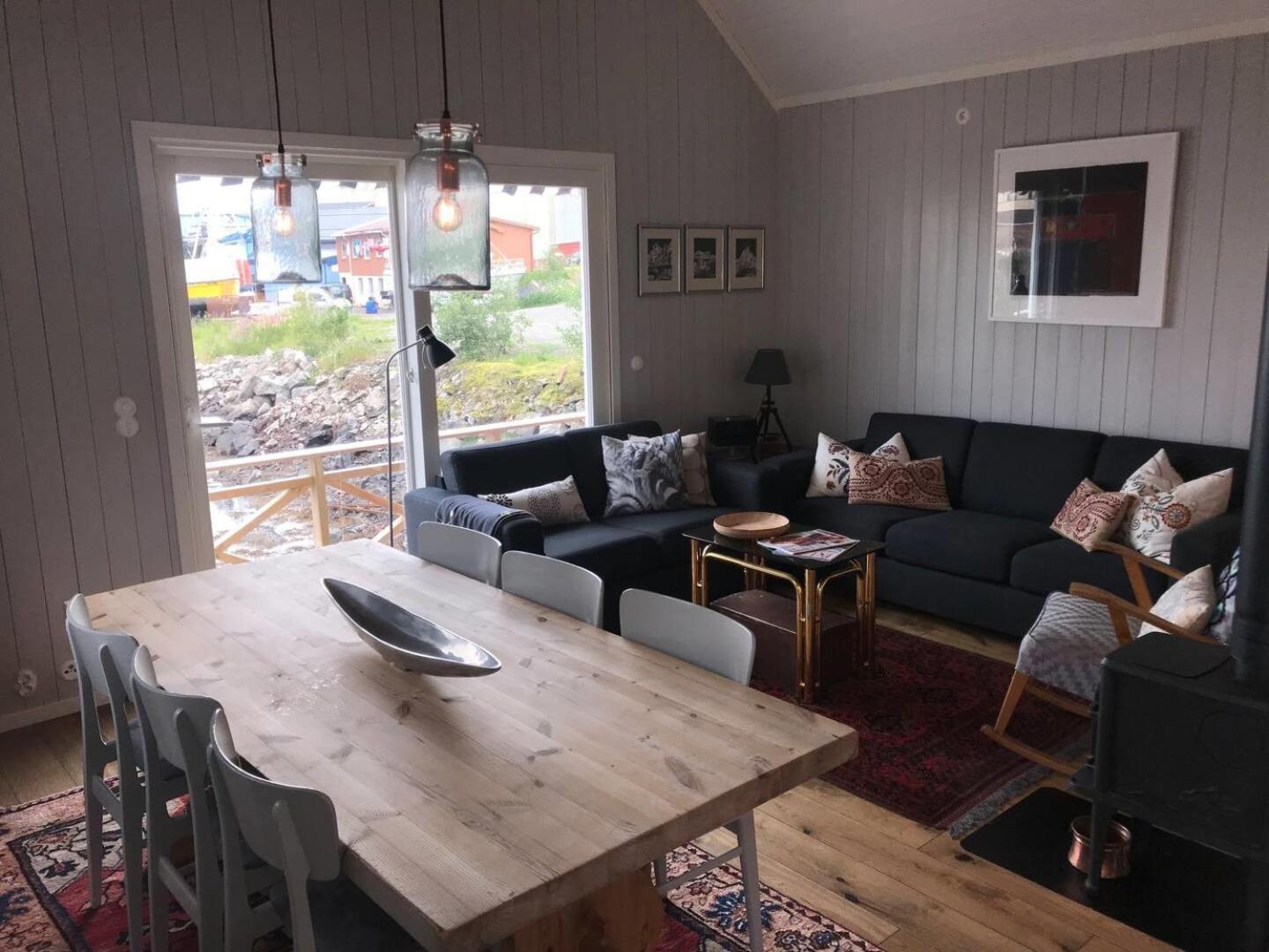 Nora'S Waterfront Cabin Svolvær Zewnętrze zdjęcie