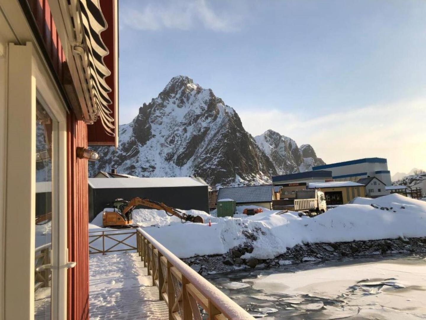 Nora'S Waterfront Cabin Svolvær Zewnętrze zdjęcie